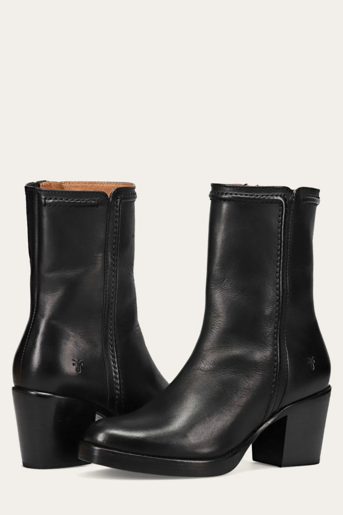 New Frye Jean Short Inside Zip