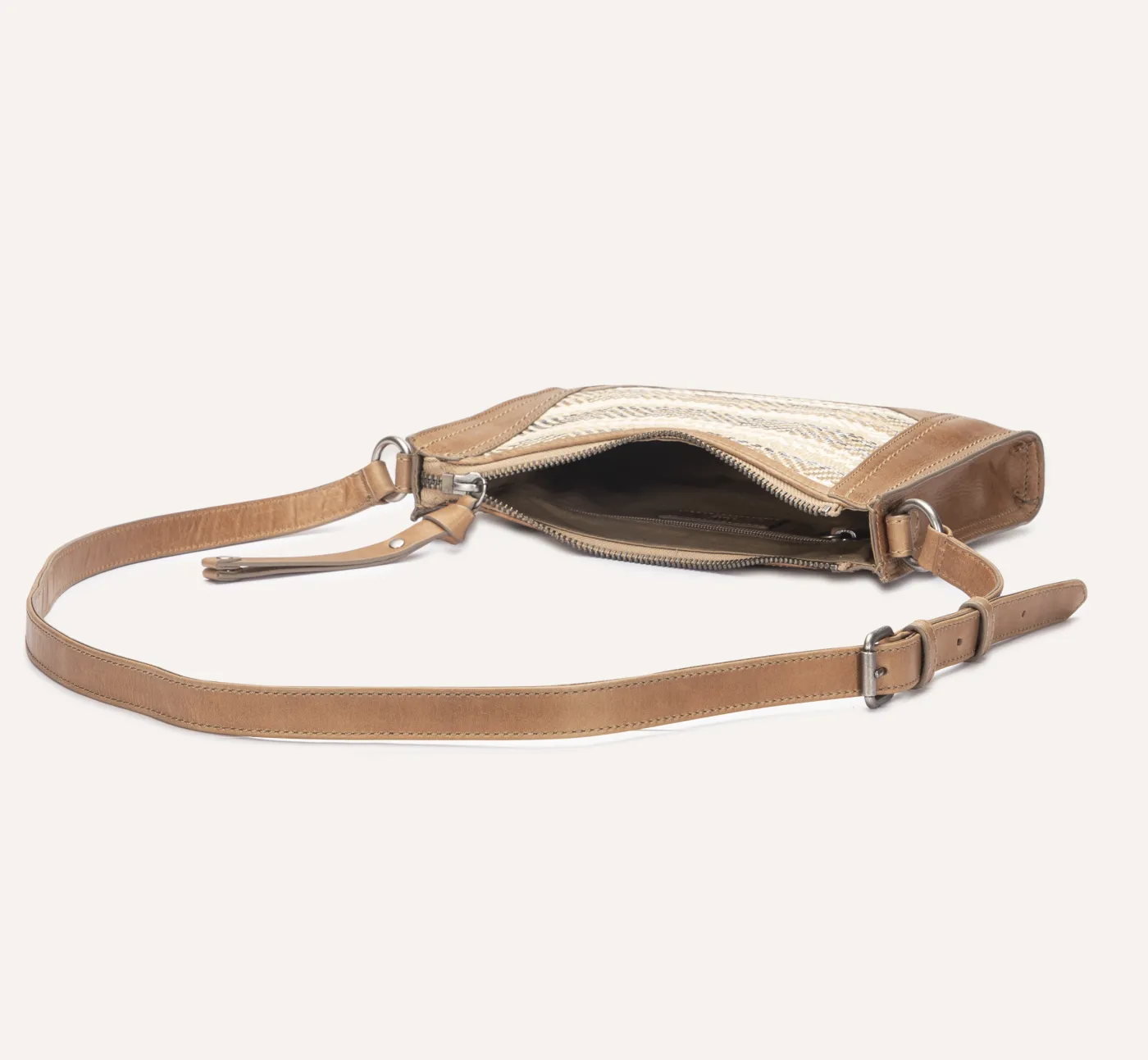 Sale Frye Melissa Straw Zip Crossbody Beige
