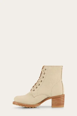 New Frye Sabrina 6G Lace Up